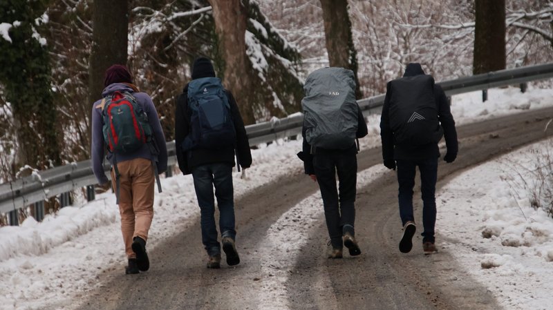 Auf dem Weg zur Jugendherberge